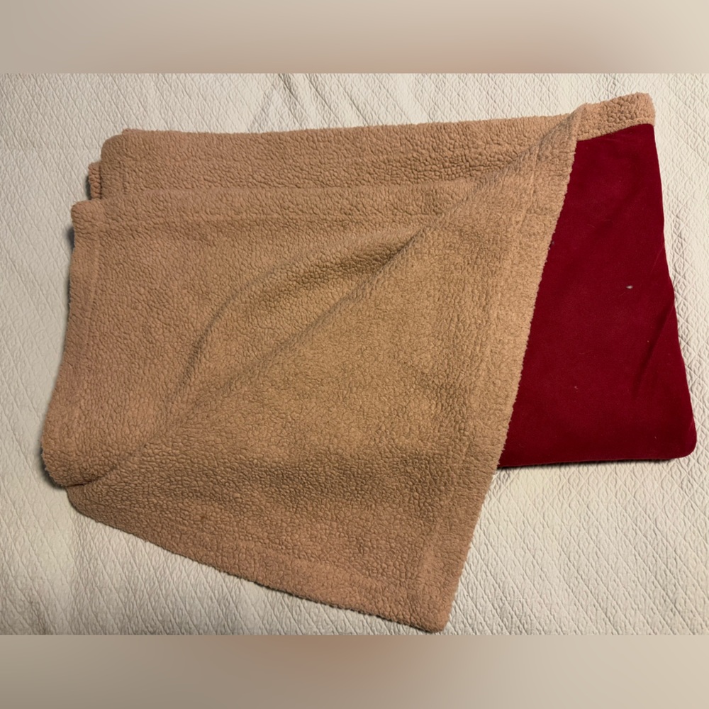 Cozy Tan and Red Fleece Blanket